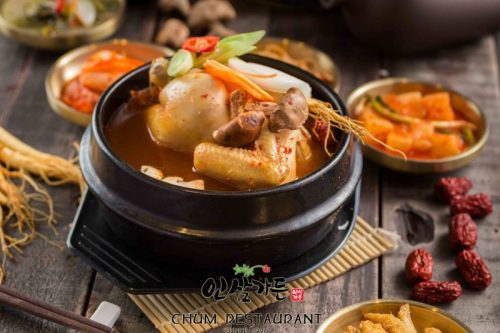 Món gà nấu bổ dưỡng từ nhà hàng Chum