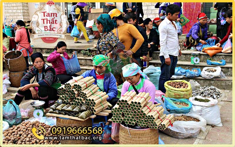rất nhiều sản vật Sapa được bày bán ở chợ